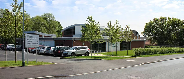 Willow Centre 1